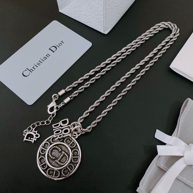 chr1st1an D10r necklaces